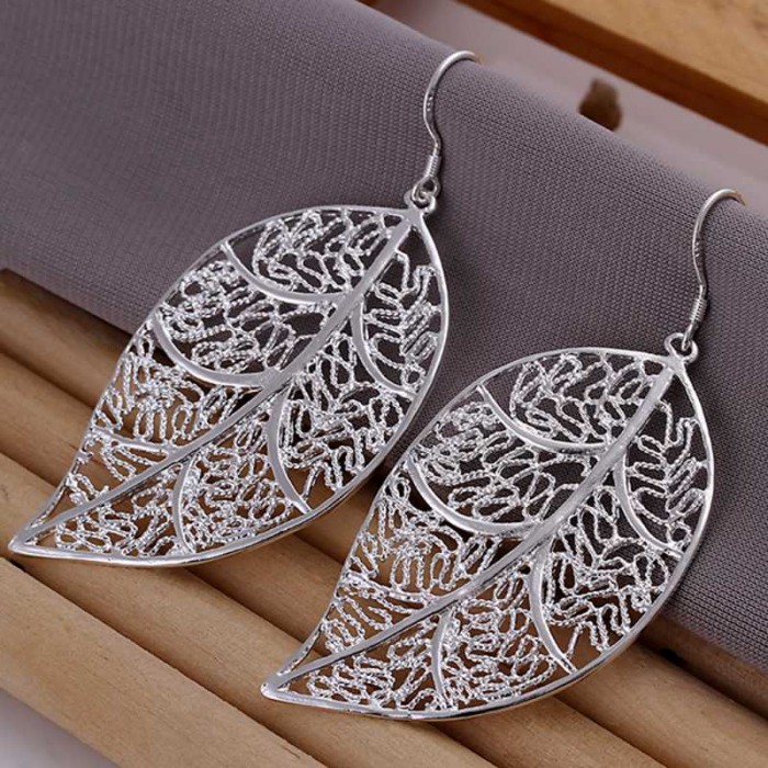 SE128 Silver Jewelry Hollow Leaf Dangle Earrings For Women
