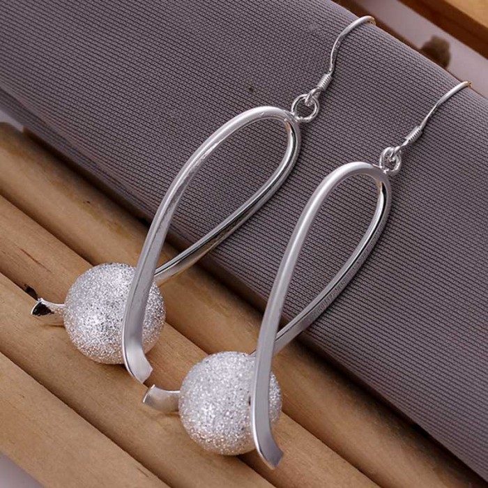 SE133 Silver Jewelry Beauty Ball Dangle Earrings For Women