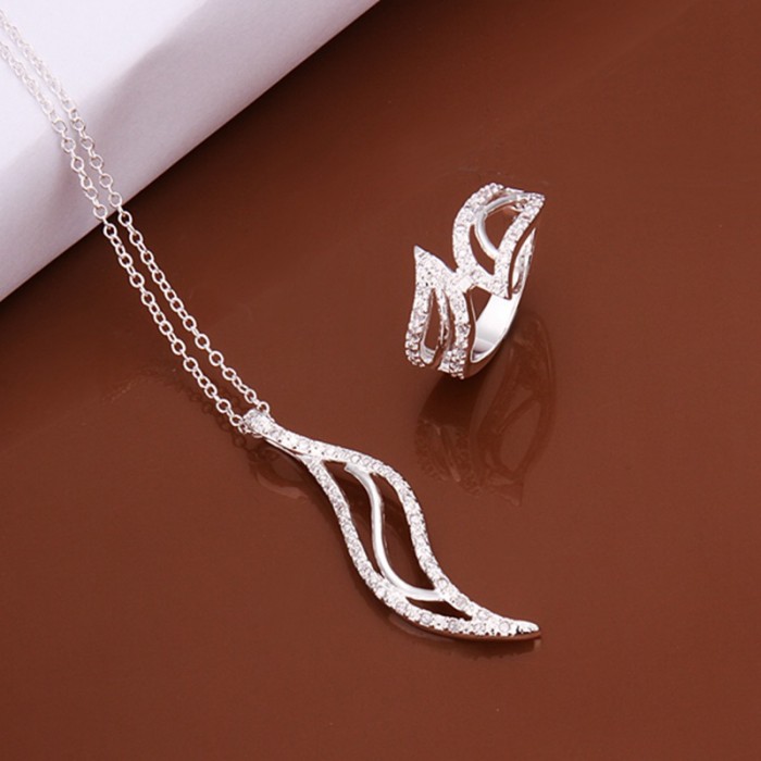 SS504 Silver Crystal Flame Rings Necklace Jewelry Sets